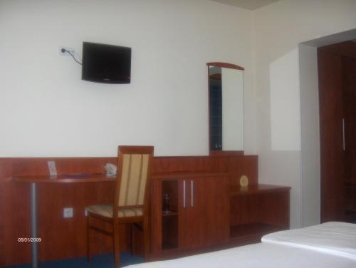 Panzio Sissi Hotel Gödöllő Екстериор снимка